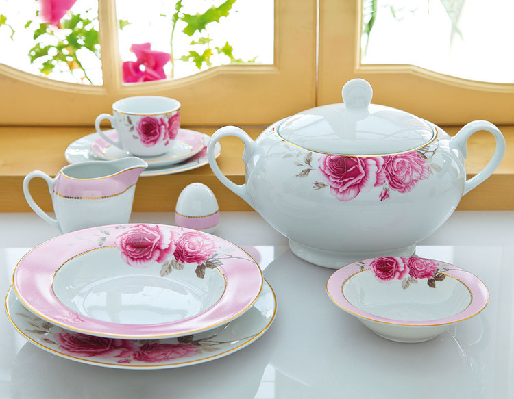 سرویس رزفلاور زرین 102پارچه یک
