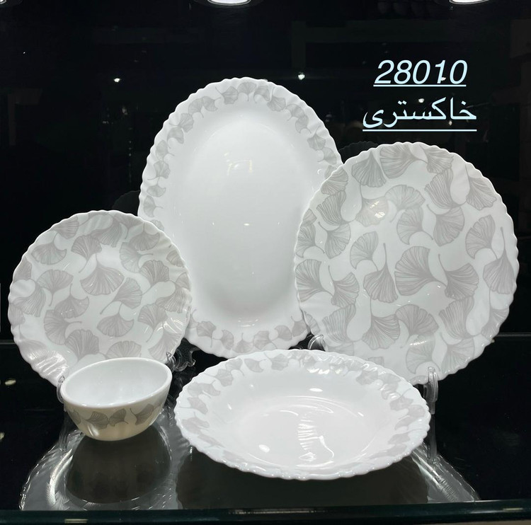 خاکستری ۰۱۰