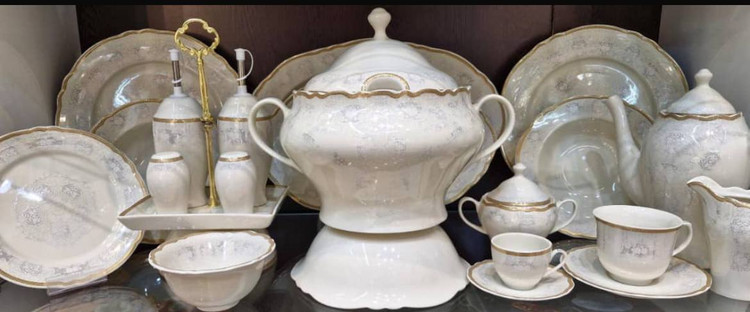 سرویس ۱۲۸ پارچه 8013 طلا چینی ایزابل پردیس چینی استخوانی