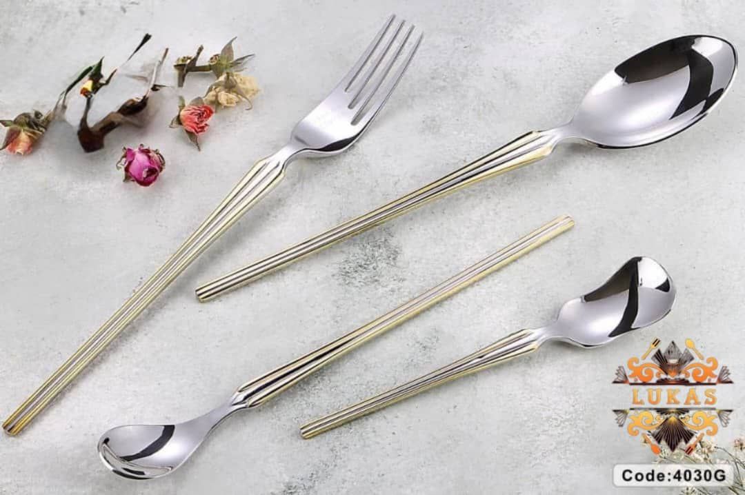 سرویس  قاشق چنگال 140 پارچه لوکاس کد 4030G